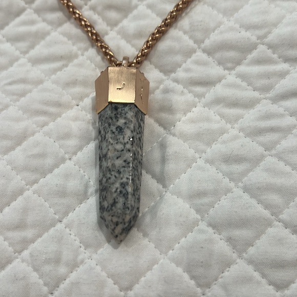 Kendra Scott long rose gold & large dark black and grey speckled pendant. - Picture 2 of 6